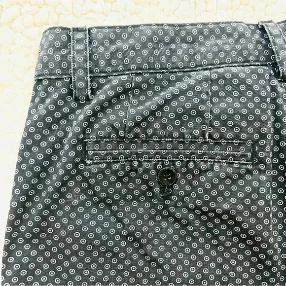 Banana Republic Navy Aiden Flat Front Cotton Chino Mens Shorts Size 29 - Picture 9 of 14